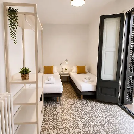 Cycle Haven Iil - Spacious 4br, Lift & Ac