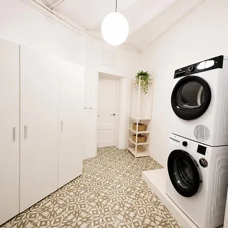 Διαμέρισμα Cycle Haven Ii - Spacious 4br, Lift & Ac *